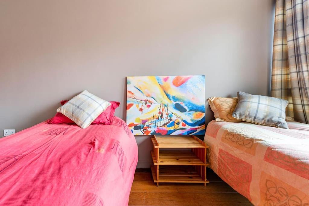 伦敦Luxurious Flat Sunny, Quiet, Design, Lift, Balcony公寓 外观 照片